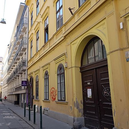 Operahouse Rooms 布达佩斯 外观 照片